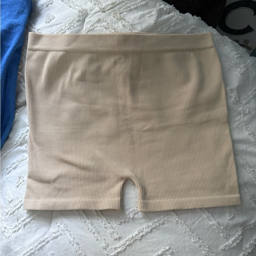 Bozzolo Women's Athletic Shorts - Beige/Tan